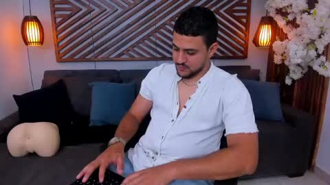 Snapshot of paul_rivera chatting on 1, 5, 2026 Paul Rivera online show from 1, 5, 2026