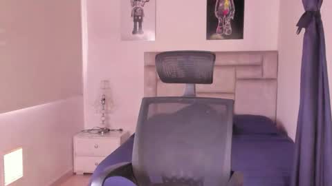 Snapshot of paul_roger chatting on 24, 3, 2026 PAUL ROGER online show from 24, 3, 2026