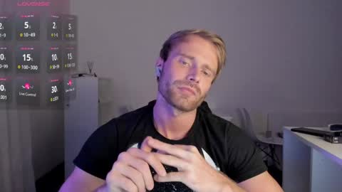 Snapshot of paul_rolex_ chatting on 19, 3, 2026 Paul Rolex Jane online show from 19, 3, 2026