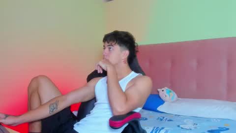 Snapshot of paul_sexycock chatting on 30, 1, 2025 paul_sexycock online show from 30, 1, 2025