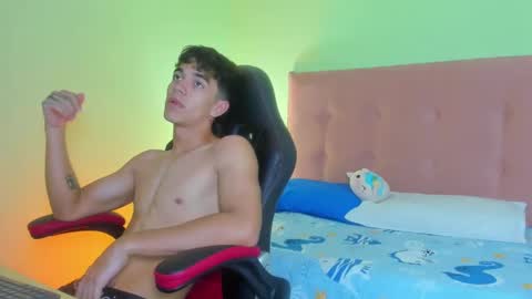 Snapshot of paul_sexycock chatting on 30, 1, 2025 paul_sexycock online show from 30, 1, 2025