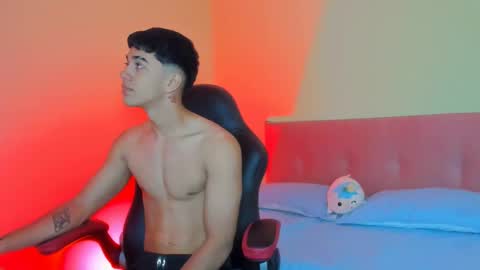 Snapshot of paul_sexycock chatting on 7, 2, 2025 paul_sexycock online show from 7, 2, 2025