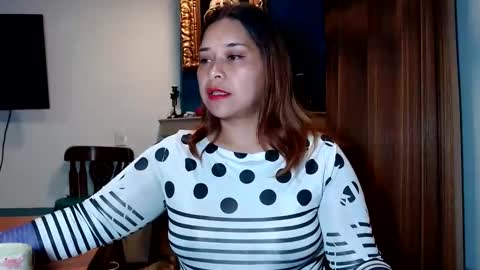 Snapshot of paula_anderson chatting on 26, 1, 2025 PAULA online show from 26, 1, 2025