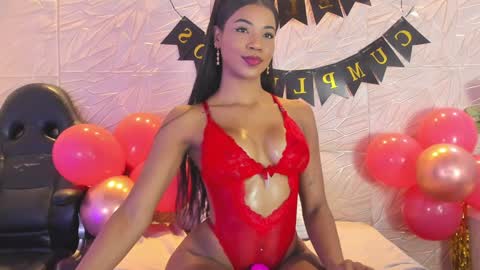 Snapshot of paula_cruzz chatting on 7, 1, 2025 PAULA CRUZ online show from 7, 1, 2025