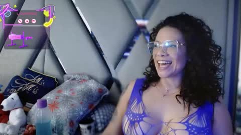 Paula online show from 20, 10, 2025