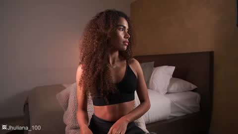 Snapshot of paulacora100 chatting on 7, 2, 2025 Paula online show from 7, 2, 2025