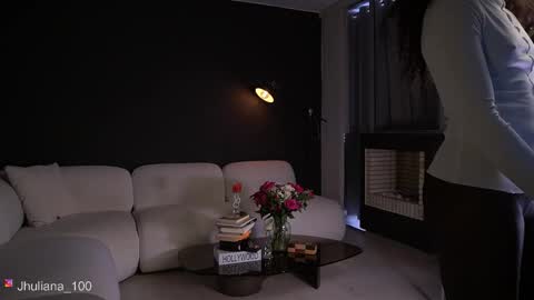 Snapshot of paulacora100 chatting on 24, 3, 2026 Paula online show from 24, 3, 2026