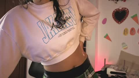 Paula  online show from 7, 4, 2026