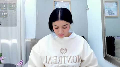 Snapshot of paulafer_ chatting on 23, 2, 2025 online show from 23, 2, 2025