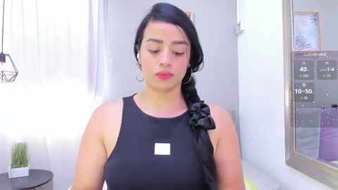 Snapshot of paulafer_ chatting on 20, 10, 2025 online show from 20, 10, 2025