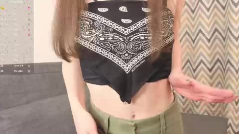 Snapshot of paulaharris chatting on 24, 4, 2026 Alice online show from 24, 4, 2026