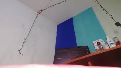 PAULA VALENTINA online show from 17, 12, 2024