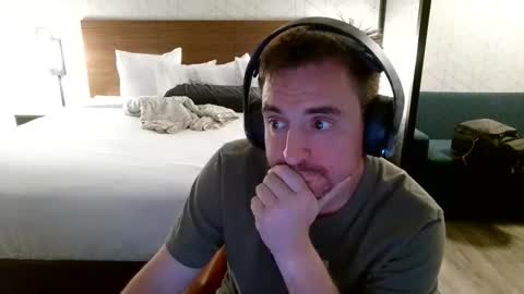 Snapshot of pauldemonte chatting on 6, 4, 2026 pauldemonte online show from 6, 4, 2026