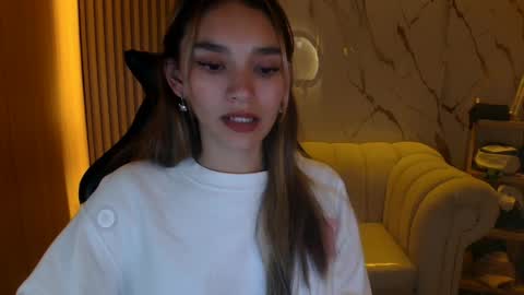 Snapshot of paulin_roses_tf chatting on 14, 4, 2026 PAU online show from 14, 4, 2026