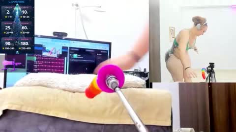 Snapshot of paulina_davis_ chatting on 20, 12, 2025 Paulina Davis online show from 20, 12, 2025