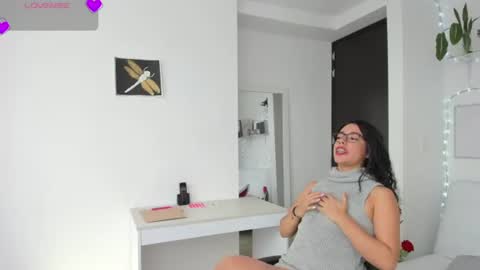 paulina online show from 9, 7, 2026