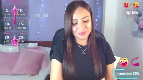 Snapshot of paulina_galvis2700 chatting on 19, 10, 2025 paulina online show from 19, 10, 2025