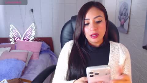 Snapshot of paulina_galvis2700 chatting on 1, 4, 2026 paulina online show from 1, 4, 2026