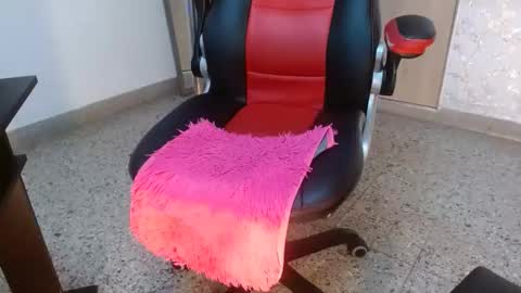 Paulina Rubio online show from 21, 2, 2025