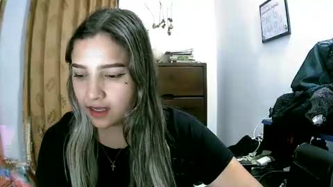 Snapshot of paulina_x_x chatting on 25, 6, 2026 paulina_x_x online show from 25, 6, 2026