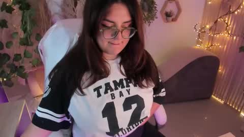 Snapshot of paulinacostello chatting on 17, 2, 2026 Estefania online show from 17, 2, 2026