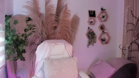 Snapshot of paulinacostello chatting on 11, 3, 2026 Estefania online show from 11, 3, 2026