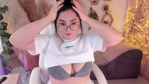 Estefania online show from 17, 7, 2026
