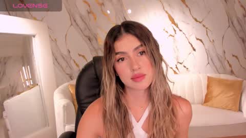 Snapshot of paulinasantosx chatting on 5, 3, 2025 Paulina Santos online show from 5, 3, 2025