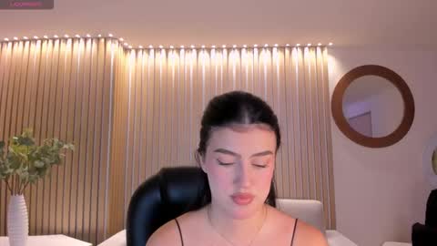 Snapshot of paulinasantosx chatting on 19, 10, 2025 Paulina Santos online show from 19, 10, 2025