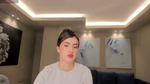 Paulina Santos  online show from 3, 2, 2026