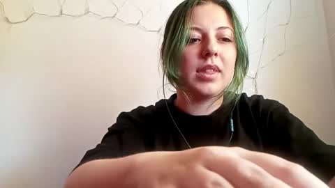 Snapshot of paulinatrembinski chatting on 6, 5, 2026 Kate online show from 6, 5, 2026