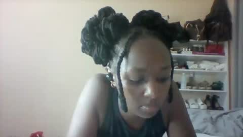 Snapshot of pauline19932016 chatting on 3, 11, 2025 pauline19932016 online show from 3, 11, 2025