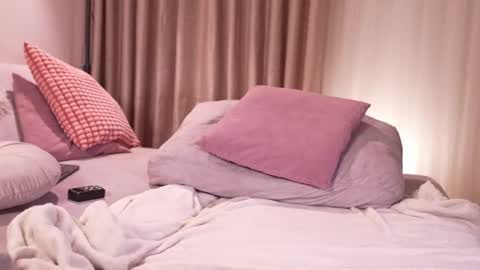 Snapshot of pauline_7 chatting on 10, 11, 2025 pauline_7 online show from 10, 11, 2025