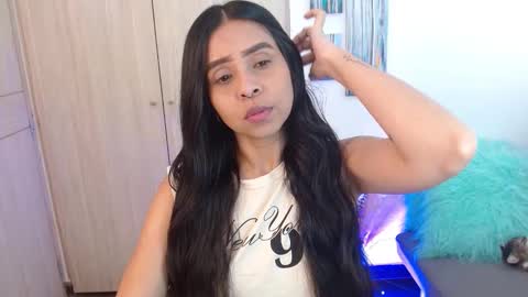 Snapshot of pauliv chatting on 5, 1, 2026 Paulina online show from 5, 1, 2026