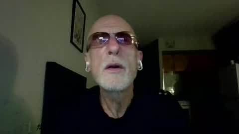 Snapshot of pauljoseph611656 chatting on 22, 11, 2025 pjvan online show from 22, 11, 2025
