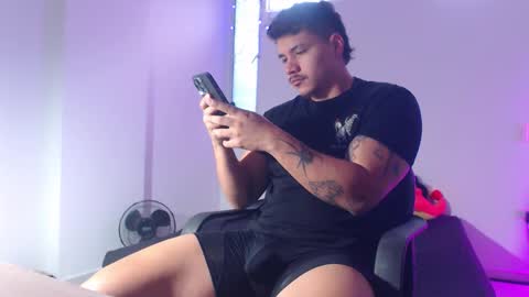 Snapshot of paulo_allen chatting on 13, 10, 2025 Paulo online show from 13, 10, 2025