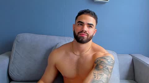 Snapshot of paulphoenix_ chatting on 2, 1, 2025 Paul Phoenix online show from 2, 1, 2025