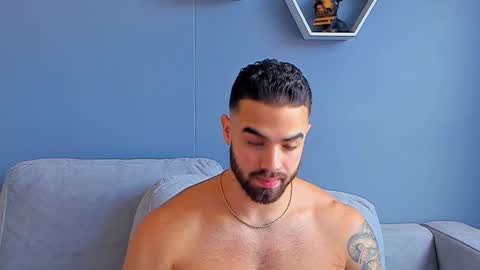 Snapshot of paulphoenix_ chatting on 14, 1, 2025 Paul Phoenix online show from 14, 1, 2025