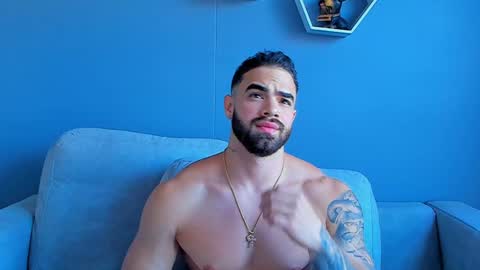 Snapshot of paulphoenix_ chatting on 22, 1, 2025 Paul Phoenix online show from 22, 1, 2025