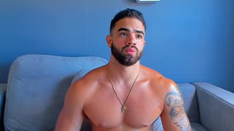 Snapshot of paulphoenix_ chatting on 30, 1, 2025 Paul Phoenix online show from 30, 1, 2025