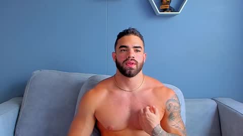 Snapshot of paulphoenix_ chatting on 18, 2, 2025 Paul Phoenix online show from 18, 2, 2025