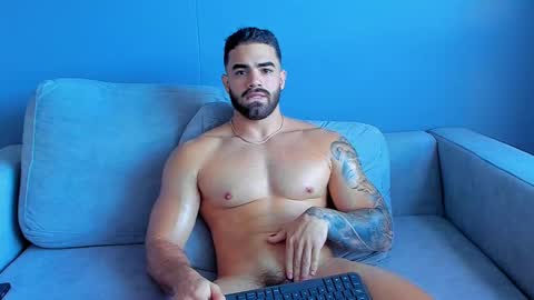 Snapshot of paulphoenix_ chatting on 10, 3, 2025 Paul Phoenix online show from 10, 3, 2025