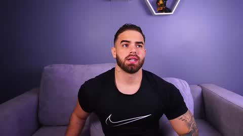 Snapshot of paulphoenix_ chatting on 15, 12, 2025 Paul Phoenix online show from 15, 12, 2025