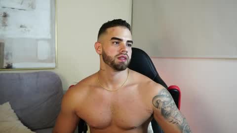 Paul Phoenix online show from 15, 5, 2026