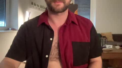 Snapshot of paulsimpsn chatting on 8, 11, 2025 love bush online show from 8, 11, 2025