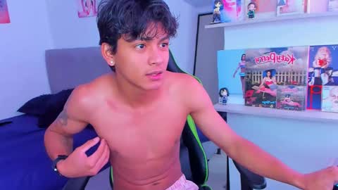 Snapshot of paultallx chatting on 13, 4, 2026 Paul online show from 13, 4, 2026