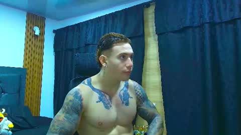 Snapshot of paulthompson_ chatting on 5, 7, 2026 Paul online show from 5, 7, 2026
