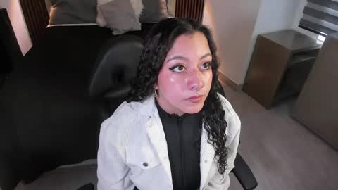 Snapshot of paulyss chatting on 30, 4, 2026 Paulys online show from 30, 4, 2026