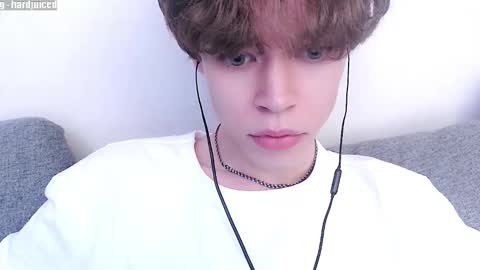 Snapshot of pawclaw chatting on 26, 10, 2025 pawclaw online show from 26, 10, 2025