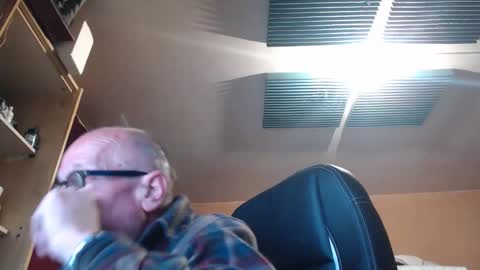 Snapshot of pc8474408 chatting on 26, 4, 2026 pc8474408 online show from 26, 4, 2026